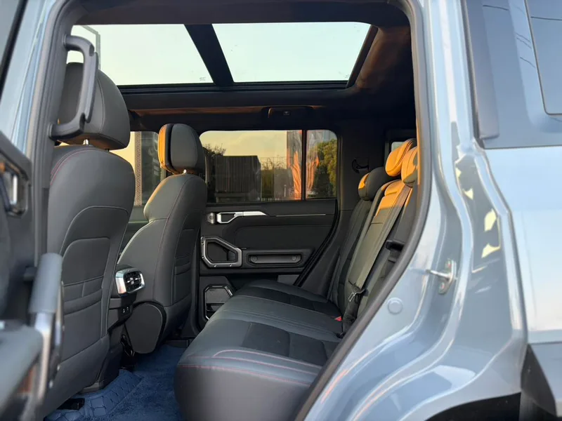 Jetour T2 2023 2.0TD Four-wheel drive Conquer PRO interior photo 11 Jetour T2 2023 2.0TD Four-wheel drive Conquer PRO interior photo 11