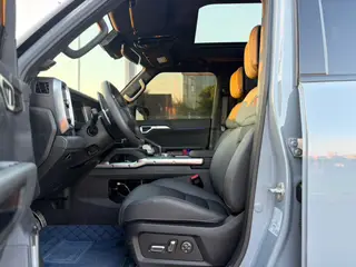 Jetour T2 2023 2.0TD Four-wheel drive Conquer PRO interior photo 13 Jetour T2 2023 2.0TD Four-wheel drive Conquer PRO interior photo 13