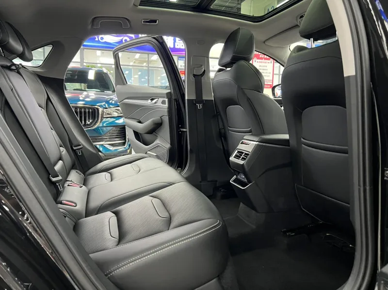 Geely Preface 2020 2.0T Luxury type interior photo 8 Geely Preface 2020 2.0T Luxury type interior photo 8