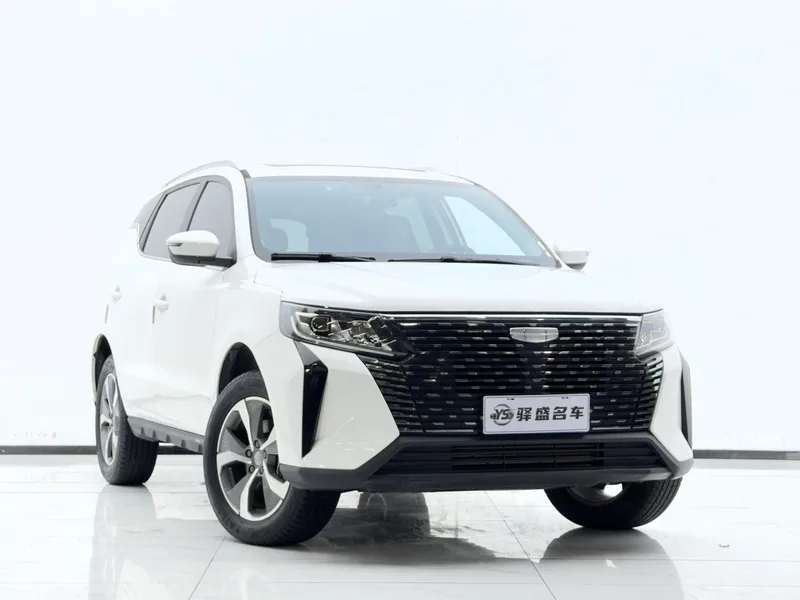 Geely Okavango Pro 2024 1.5TD DCT Вертикальный и горизонтальный экстерьер фото 3 Geely Okavango Pro 2024 1.5TD DCT Вертикальный и горизонтальный экстерьер фото 3