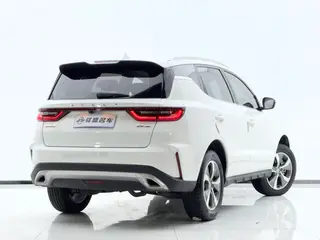 Geely Okavango Pro 2024 1.5TD DCT Вертикальный и горизонтальный интерьер фото 16 Geely Okavango Pro 2024 1.5TD DCT Вертикальный и горизонтальный интерьер фото 16