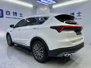 Jetour X70 PLUS 2023 1.5T DCT Brave person PLUS 5 seat interior photo 15 Jetour X70 PLUS 2023 1.5T DCT Brave person PLUS 5 seat interior photo 15
