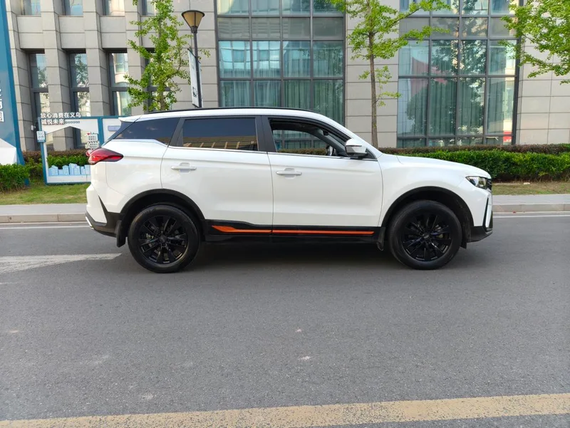 Geely Boyue 2022 Boyue X 1.8TD DCT Smart exterior photo 4