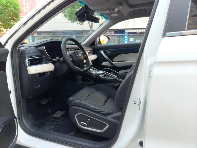 Geely Boyue 2022 Boyue X 1.8TD DCT Smart interior photo 8