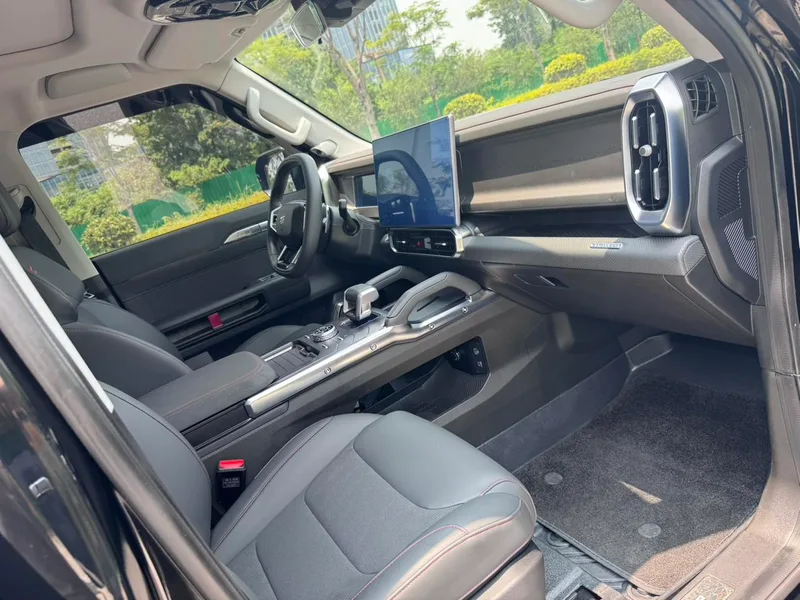 Jetour T2 2023 2.0TD Four-wheel drive Time travel PRO interior photo 10 Jetour T2 2023 2.0TD Four-wheel drive Time travel PRO interior photo 10