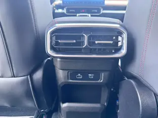 Jetour T2 2023 2.0TD Four-wheel drive Time travel PRO interior photo 15 Jetour T2 2023 2.0TD Four-wheel drive Time travel PRO interior photo 15