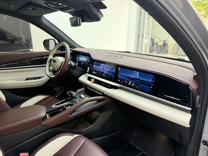 Geely Monjaro 2021 2.0TD DCT EVO Два привода экстерьер фото 10 Geely Monjaro 2021 2.0TD DCT EVO Два привода экстерьер фото 10