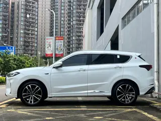 Jetour X70 PLUS 2023 1.6T DCT Strong person PRO 5 seat interior photo 14 Jetour X70 PLUS 2023 1.6T DCT Strong person PRO 5 seat interior photo 14