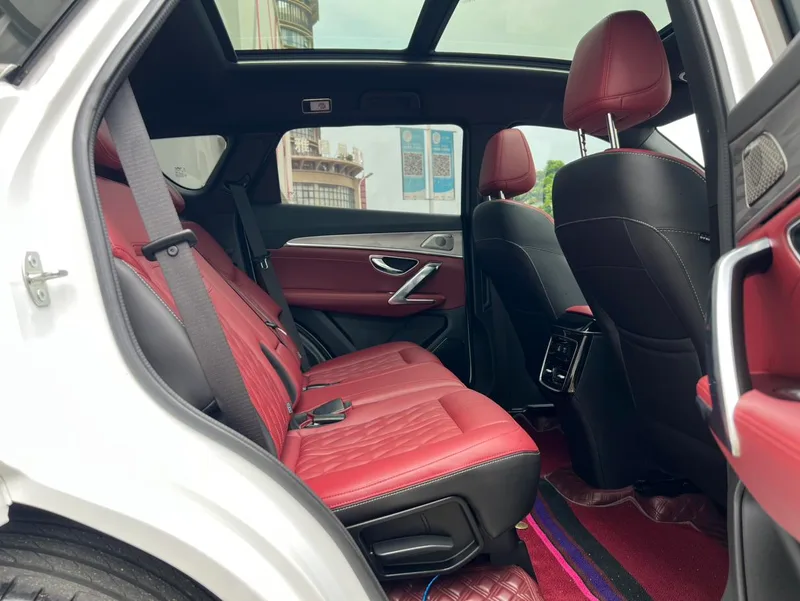 Jetour X70 PLUS 2023 1.6T DCT Strong person PRO 5 seat interior photo 17 Jetour X70 PLUS 2023 1.6T DCT Strong person PRO 5 seat interior photo 17