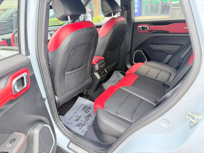 Geely ICON 2019 300T DCT Galaxy Limited Edition intérieur photo 7 Geely ICON 2019 300T DCT Galaxy Limited Edition intérieur photo 7