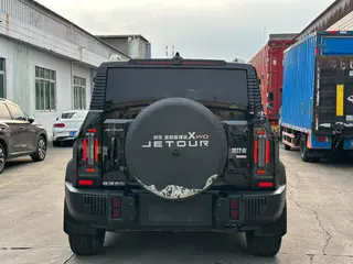 Jetour T2 2023 2.0TD Four-wheel drive Conquer PRO interior photo 17 Jetour T2 2023 2.0TD Four-wheel drive Conquer PRO interior photo 17
