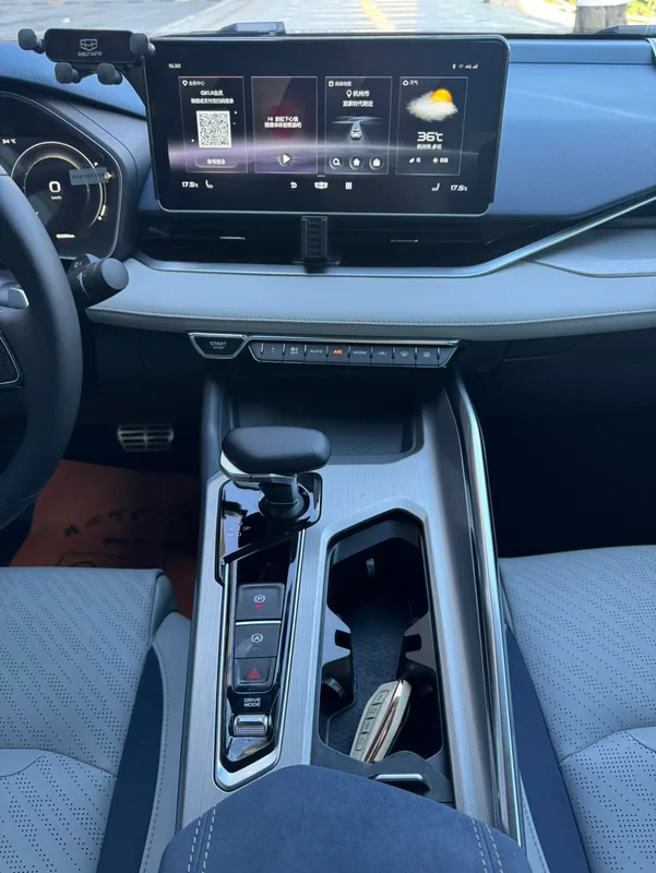 Geely Preface 2021 2.0T Acabado premium interior foto 15 Geely Preface 2021 2.0T Acabado premium interior foto 15