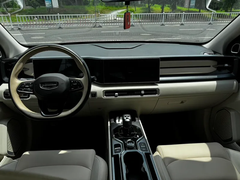Geely ICON 2023 1.5TD Chocolate Alcoholic Edition exterior photo 6 Geely ICON 2023 1.5TD Chocolate Alcoholic Edition exterior photo 6