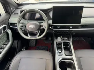 Geely Okavango L 2024 2.0TD DCT Премиальная комплектация интерьер фото 12 Geely Okavango L 2024 2.0TD DCT Премиальная комплектация интерьер фото 12