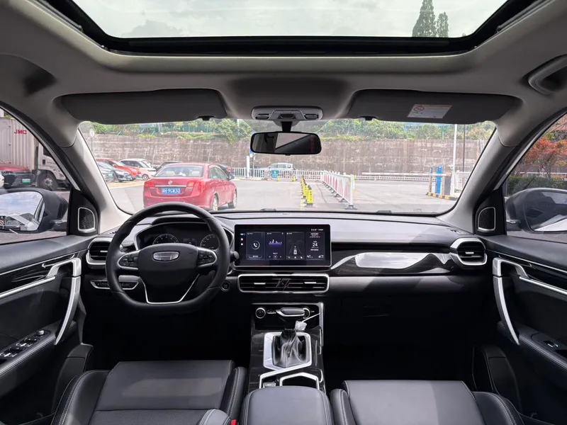 Geely Coolray 2025 1.5L CVT Superpower MAX exterior photo 6 Geely Coolray 2025 1.5L CVT Superpower MAX exterior photo 6