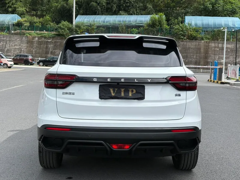 Geely Coolray 2025 1.5L CVT Superpower MAX interior photo 8 Geely Coolray 2025 1.5L CVT Superpower MAX interior photo 8