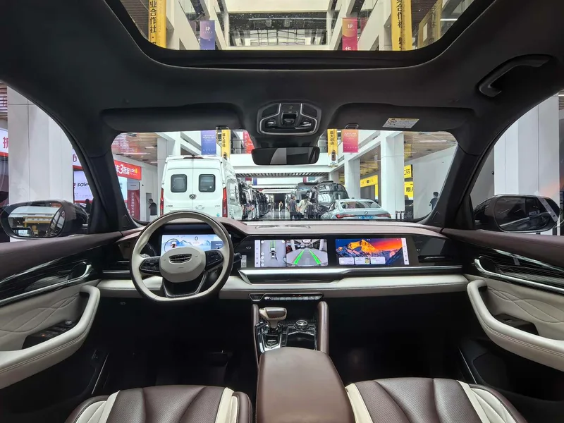 Geely Monjaro 2021 2.0TD DCT EVO Two-wheel drive noble type interior photo 10 Geely Monjaro 2021 2.0TD DCT EVO Two-wheel drive noble type interior photo 10