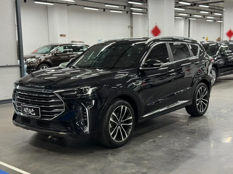 Jetour X70 PLUS 2021 Restyling 1.6T DCT sky 5 seat exterior photo 1 Jetour X70 PLUS 2021 Restyling 1.6T DCT sky 5 seat exterior photo 1