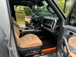 Jetour T2 2023 2.0TD Four-wheel drive Time travel PRO interior photo 14 Jetour T2 2023 2.0TD Four-wheel drive Time travel PRO interior photo 14