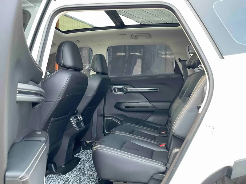 Geely Okavango 2020 1.8TD DCT Люксовый экстерьер фото 6 Geely Okavango 2020 1.8TD DCT Люксовый экстерьер фото 6