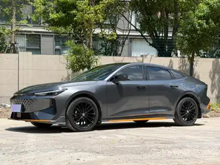Changan UNI-V 2025 Third generation 1.5T 500Bar Luxury sports-style