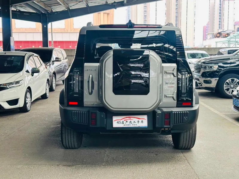Jetour T2 2023 2.0TD Four-wheel drive Time travel PRO+ interior photo 12 Jetour T2 2023 2.0TD Four-wheel drive Time travel PRO+ interior photo 12