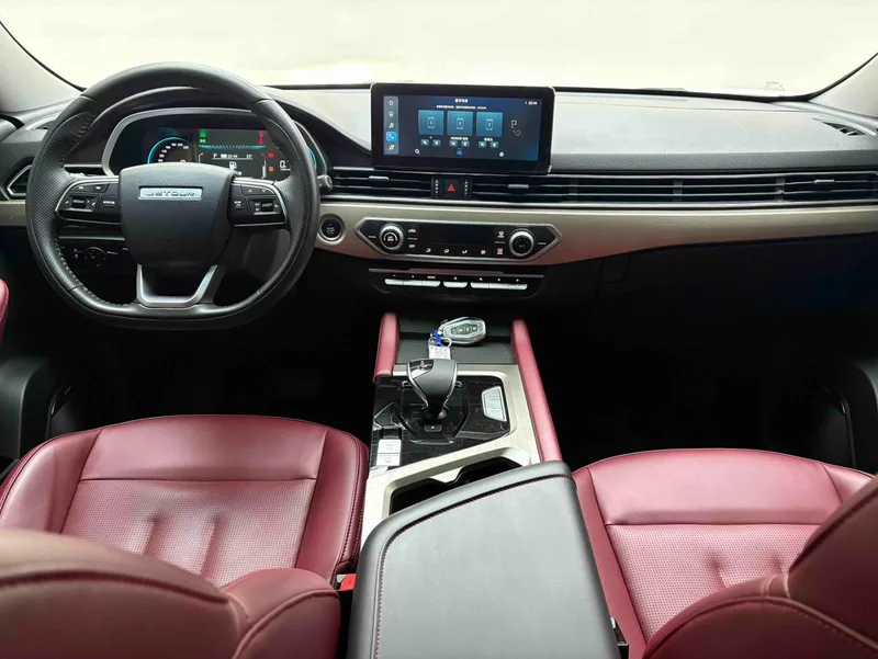 Jetour X70 2023 1.5T DCT To surpass PRO+ 5 seat interior photo 13 Jetour X70 2023 1.5T DCT To surpass PRO+ 5 seat interior photo 13