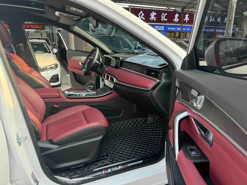Jetour X70 PLUS 2025 Champion Edition 1.5T DCT Champion MAX 7 seat interior photo 10 Jetour X70 PLUS 2025 Champion Edition 1.5T DCT Champion MAX 7 seat interior photo 10