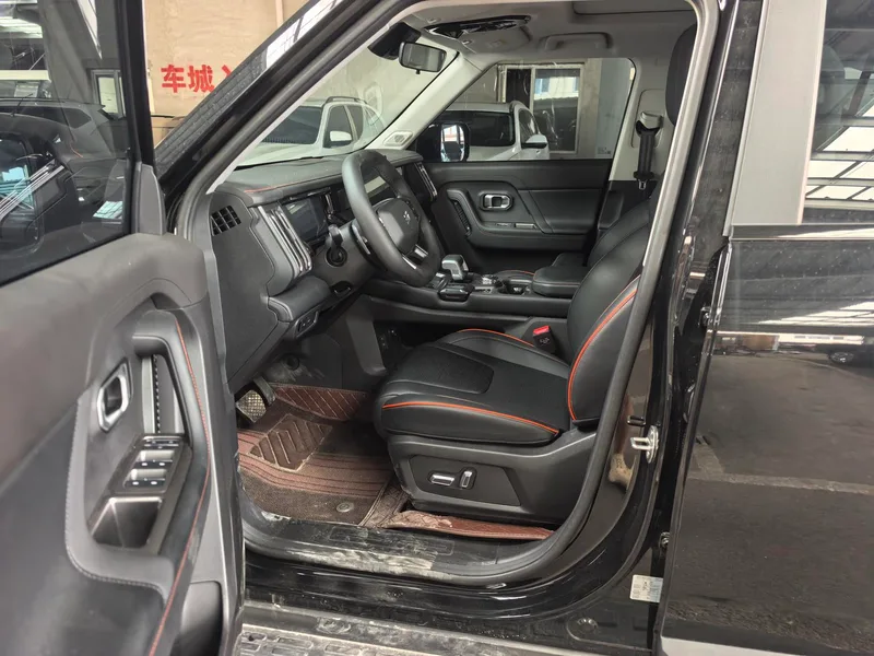 Jetour Freedom 2026 Horse Edition 1.5TD Explore interior photo 7 Jetour Freedom 2026 Horse Edition 1.5TD Explore interior photo 7