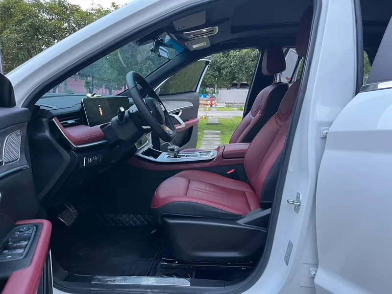 Jetour X70 PRO 2023 1.6TD DCT Enjoy PRO 5 Asiento interior foto 13 Jetour X70 PRO 2023 1.6TD DCT Enjoy PRO 5 Asiento interior foto 13