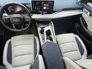 Geely Preface 2023 2.0T Finition premium intérieur photo 11 Geely Preface 2023 2.0T Finition premium intérieur photo 11