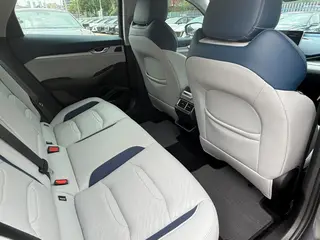 Geely Preface 2023 2.0T Finition premium intérieur photo 13 Geely Preface 2023 2.0T Finition premium intérieur photo 13