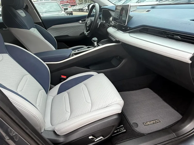 Geely Preface 2023 2.0T Finition premium intérieur photo 14 Geely Preface 2023 2.0T Finition premium intérieur photo 14