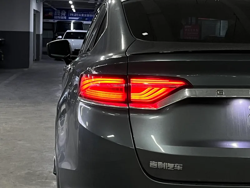 Geely Xingyue 2020 Высокоэнергетическая версия 350T Вспышка звезды экстерьер фото 6 Geely Xingyue 2020 Высокоэнергетическая версия 350T Вспышка звезды экстерьер фото 6