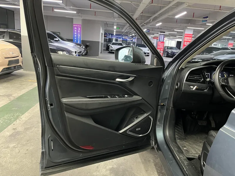 Geely Xingyue 2020 Высокоэнергетическая версия 350T Вспышка звезды интерьер фото 16 Geely Xingyue 2020 Высокоэнергетическая версия 350T Вспышка звезды интерьер фото 16