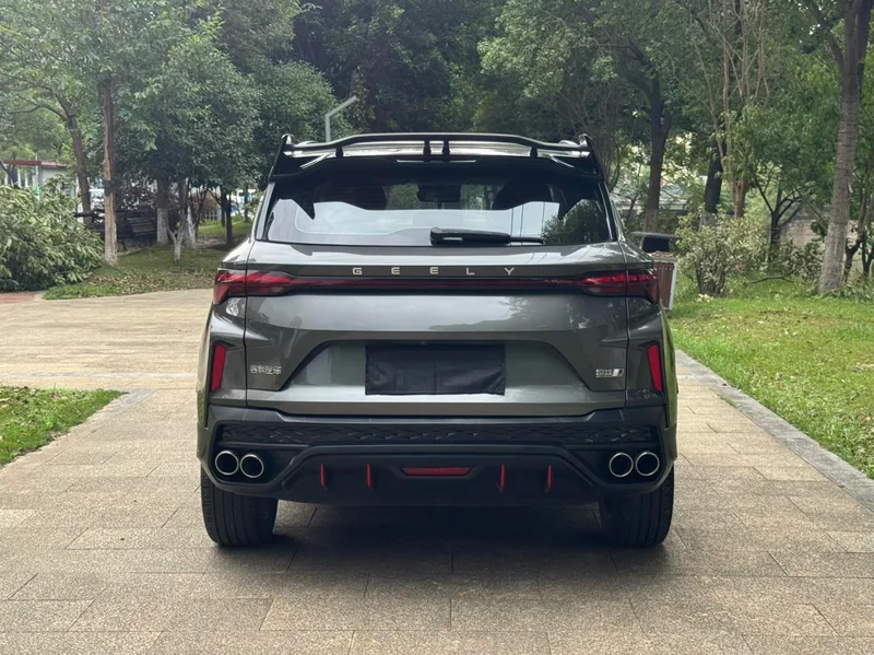 Geely Coolray 2022 Coolray COOL 1.5T DCT Battle exterior foto 6 Geely Coolray 2022 Coolray COOL 1.5T DCT Battle exterior foto 6