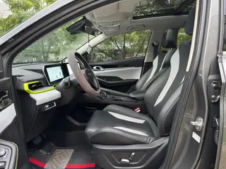 Geely Coolray 2022 Coolray COOL 1.5T DCT Battle exterior foto 9 Geely Coolray 2022 Coolray COOL 1.5T DCT Battle exterior foto 9