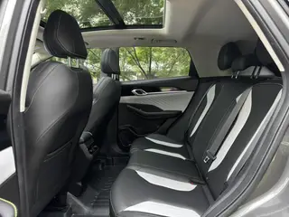 Geely Coolray 2022 Coolray COOL 1.5T DCT Battle interior foto 11 Geely Coolray 2022 Coolray COOL 1.5T DCT Battle interior foto 11