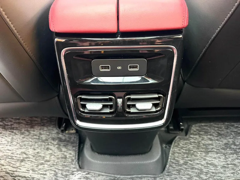 Jetour X70 PRO 2023 1.5T DCT Shu Xiang 7 Siège intérieur photo 11 Jetour X70 PRO 2023 1.5T DCT Shu Xiang 7 Siège intérieur photo 11