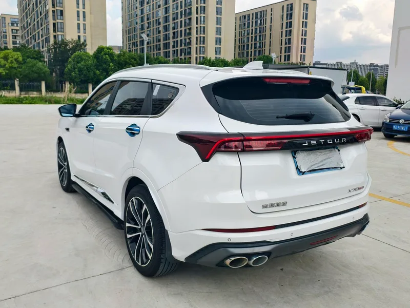 Jetour X70 PLUS 2021 1.6T DCT Tierra 5 Asiento exterior foto 6 Jetour X70 PLUS 2021 1.6T DCT Tierra 5 Asiento exterior foto 6