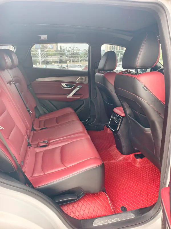 Jetour X70 PLUS 2021 1.6T DCT Tierra 5 Asiento interior foto 15 Jetour X70 PLUS 2021 1.6T DCT Tierra 5 Asiento interior foto 15