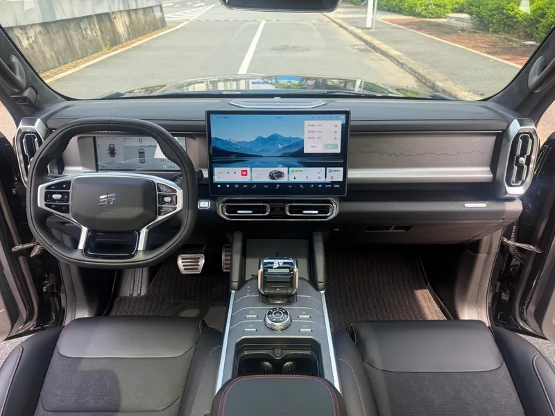 Jetour T2 2025 2.0TD XWD Conquer+ interior photo 12 Jetour T2 2025 2.0TD XWD Conquer+ interior photo 12