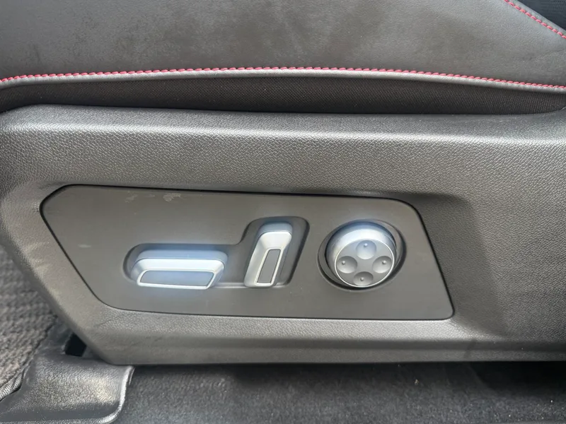 Jetour T2 2025 2.0TD XWD Conquer+ interior photo 18 Jetour T2 2025 2.0TD XWD Conquer+ interior photo 18