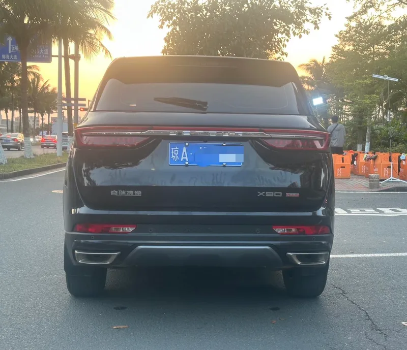 Jetour X90 PLUS 2023 Restyling 1.6TD DCT Villa exterior photo 5 Jetour X90 PLUS 2023 Restyling 1.6TD DCT Villa exterior photo 5