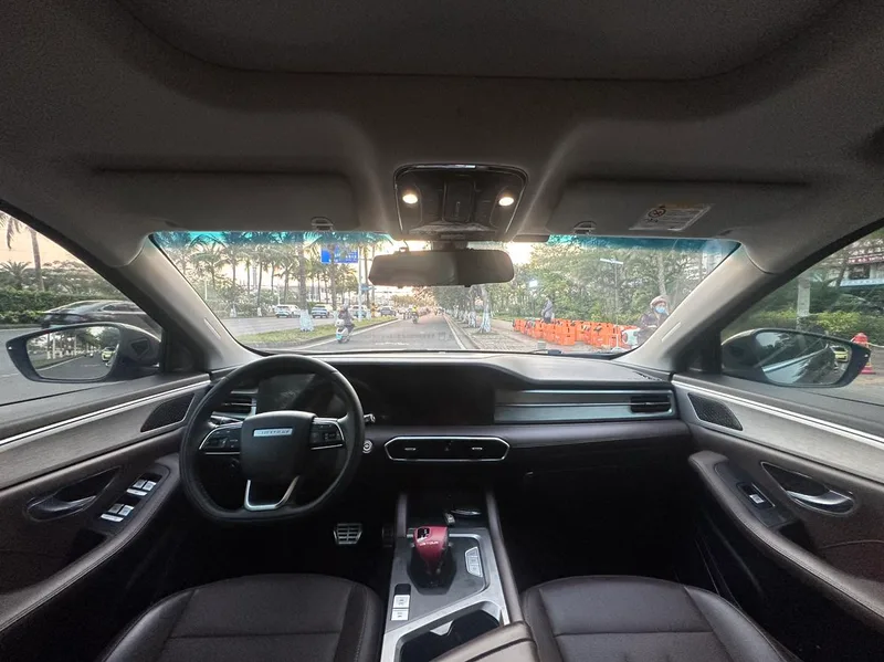 Jetour X90 PLUS 2023 Restyling 1.6TD DCT Villa interior photo 8 Jetour X90 PLUS 2023 Restyling 1.6TD DCT Villa interior photo 8
