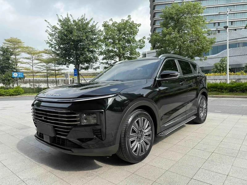 Jetour X70 PLUS 2025 1.5T 6DCT Luxury Edition 5 seat exterior photo 1 Jetour X70 PLUS 2025 1.5T 6DCT Luxury Edition 5 seat exterior photo 1