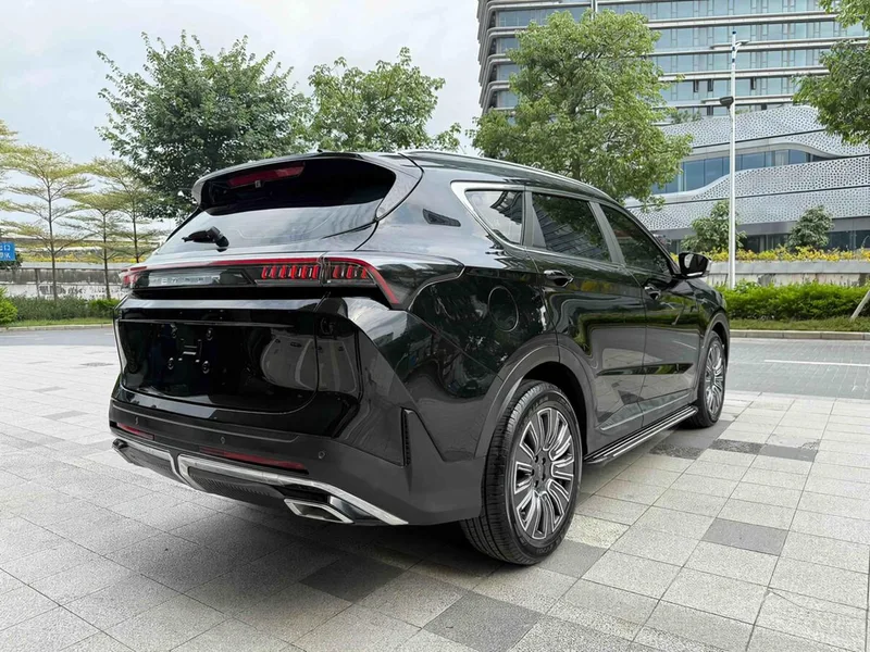 Jetour X70 PLUS 2025 1.5T 6DCT Luxury Edition 5 seat exterior photo 8 Jetour X70 PLUS 2025 1.5T 6DCT Luxury Edition 5 seat exterior photo 8
