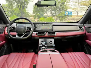 Jetour X70 PLUS 2025 1.5T 6DCT Luxury Edition 5 seat interior photo 19 Jetour X70 PLUS 2025 1.5T 6DCT Luxury Edition 5 seat interior photo 19