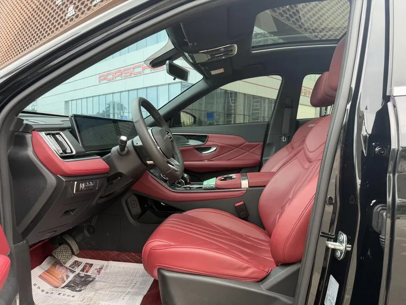 Jetour X70 PLUS 2025 1.5T 6DCT Edición de lujo 5 Asiento interior foto 15 Jetour X70 PLUS 2025 1.5T 6DCT Edición de lujo 5 Asiento interior foto 15