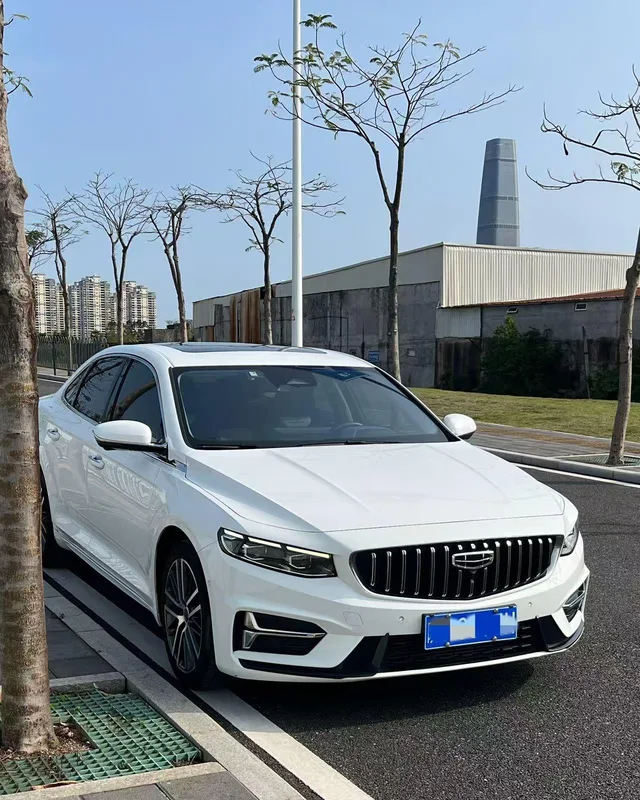 Geely Preface 2023 2.0T Finition premium extérieur photo 3 Geely Preface 2023 2.0T Finition premium extérieur photo 3